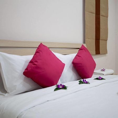 Lucky Lek Resort Rawai Ngoại thất bức ảnh