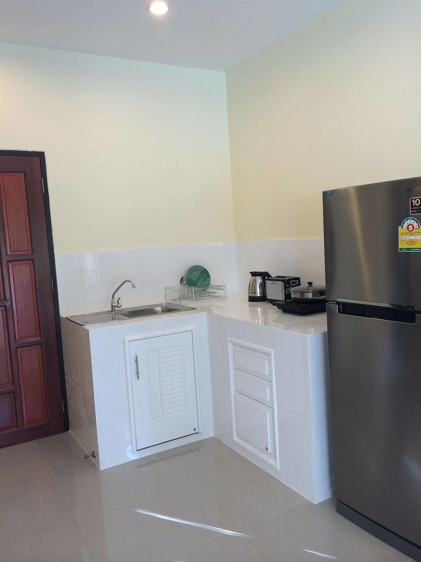 Lucky Lek Resort Rawai Ngoại thất bức ảnh